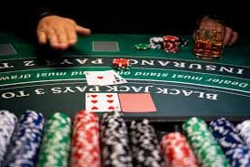 Pengguna yang bermain bertanggung jawab menggunakan fitur responsible gaming di jandagacor